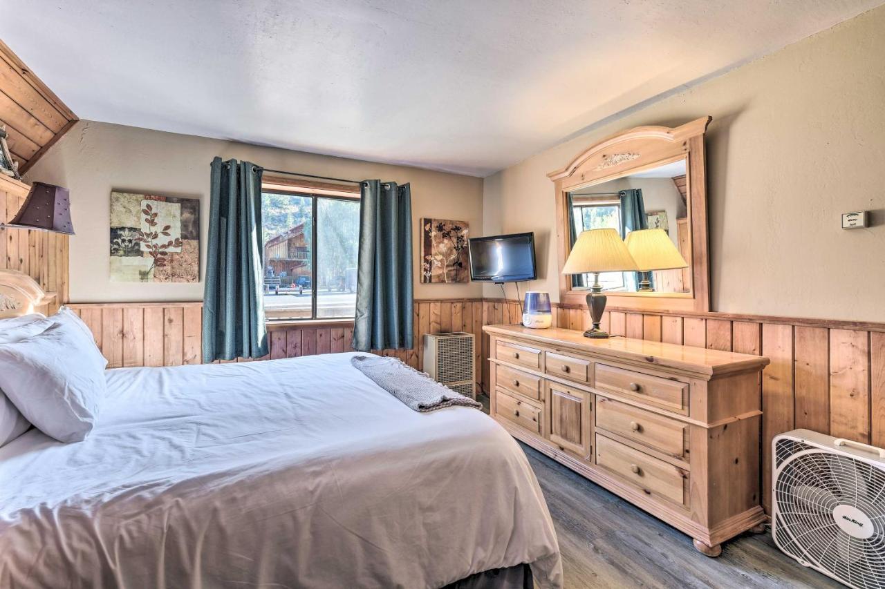 Ski-Inandski-Out Red River Cabin With Mtn Views! Eksteriør billede